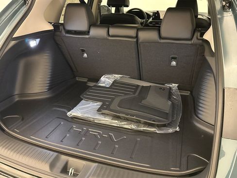 New 2026 Honda HR-V EX-L image 12