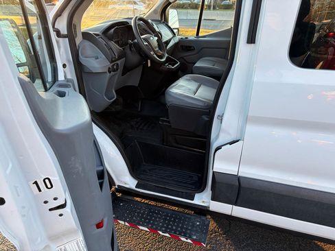 Used 2017 Ford Transit 350 XL RWD image 12