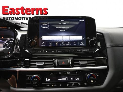 Used 2025 Nissan Pathfinder SL w/ SL Premium Package AWD/4WD image 12