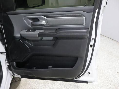 Used 2020 RAM 1500 Big Horn AWD/4WD image 22
