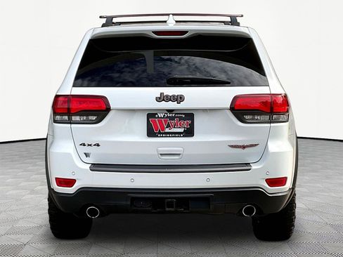Used 2019 Jeep Grand Cherokee Trailhawk AWD/4WD image 5