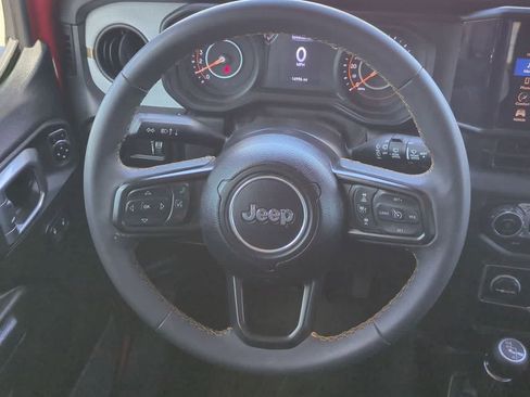 Used 2024 Jeep Wrangler Unlimited Sport AWD/4WD image 21