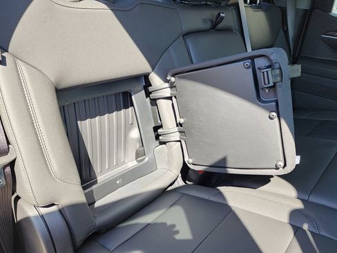 New 2026 GMC Sierra 1500 SLT image 46