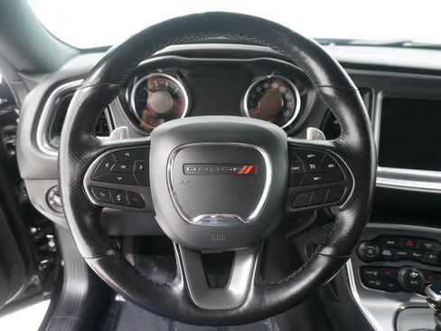 Used 2021 Dodge Challenger R/T Scat Pack RWD image 19