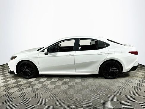 Used 2025 Toyota Camry SE w/ Multimedia Upgrade Package FWD image 6