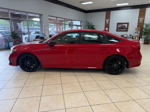 Used 2022 Honda Civic Sport image 4