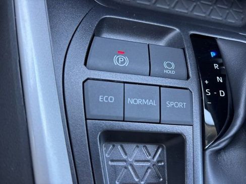 Used 2025 Toyota RAV4 XLE Premium FWD image 37