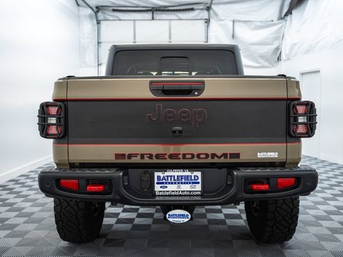 Used 2020 Jeep Gladiator Rubicon AWD/4WD image 7