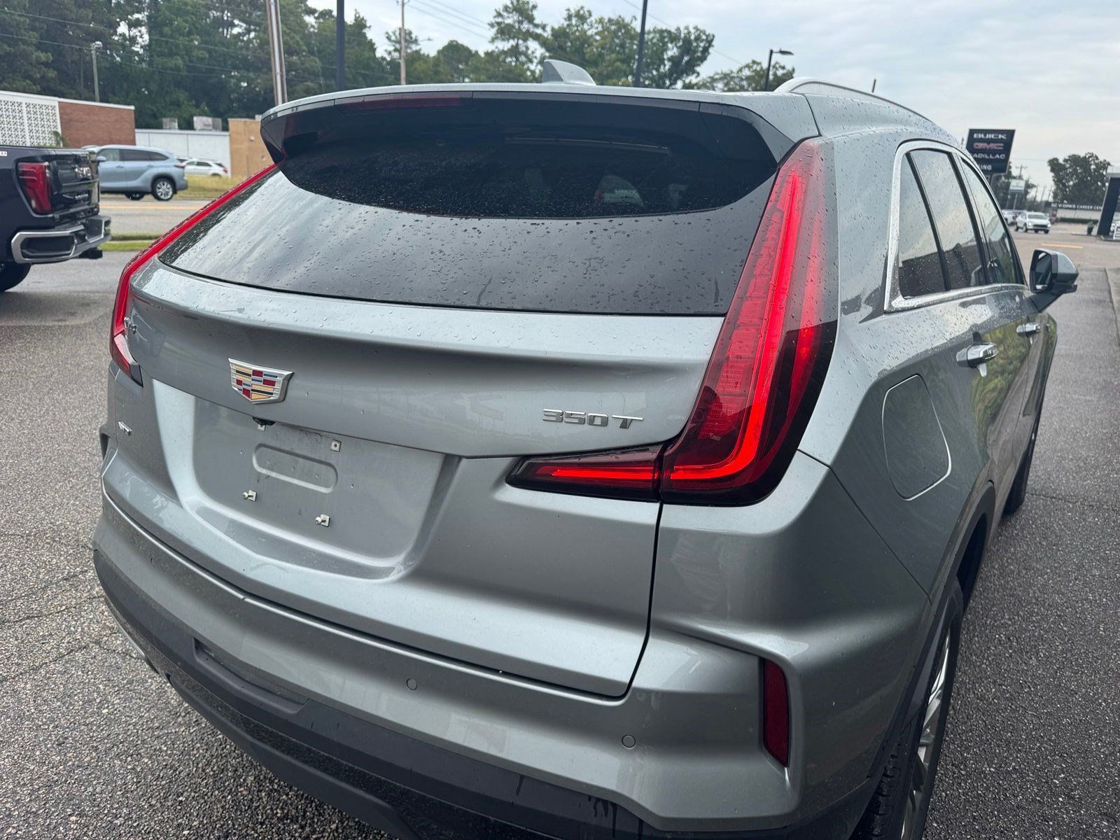 Used 2025 Cadillac XT4 Premium Luxury AWD/4WD image 7