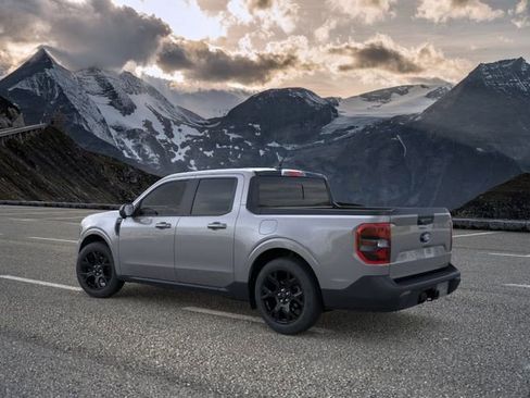 New 2026 Ford Maverick Lariat w/ Black Appearance Package AWD/4WD image 4