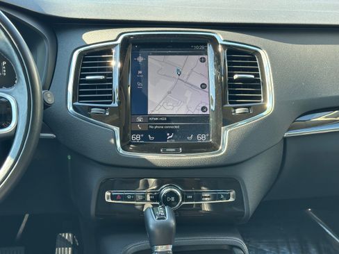 Used 2018 Volvo XC90 T5 Momentum w/ Convenience Package image 15