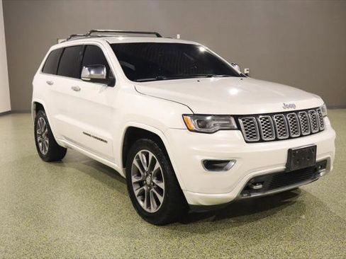 Used 2017 Jeep Grand Cherokee Overland image 1