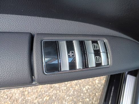 Used 2008 Mercedes-Benz S 550 4MATIC image 23