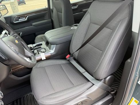 New 2026 Chevrolet Silverado 1500 LT image 25