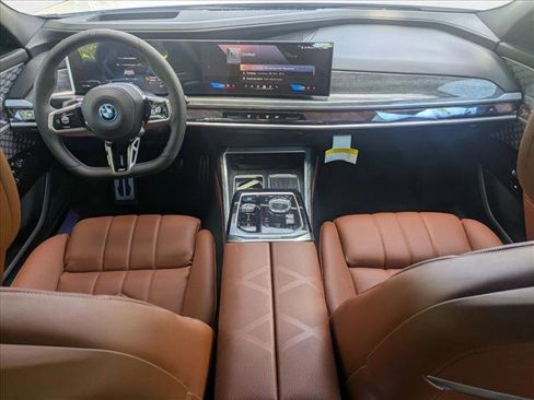 New 2025 BMW i7 M70 w/ Executive Package image 17