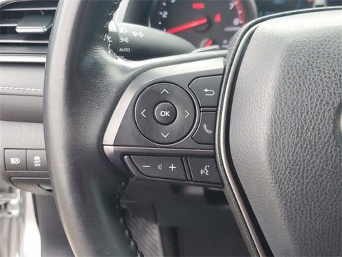 Used 2021 Toyota Camry XSE image 19