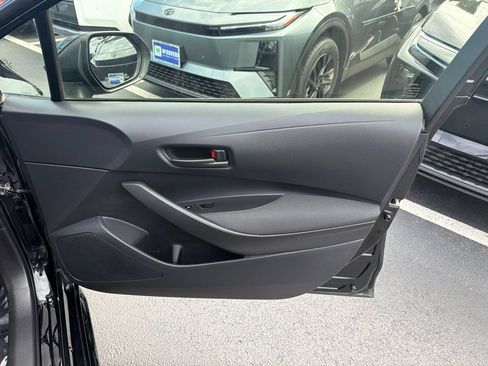 Certified 2024 Toyota Corolla LE AWD/4WD image 8