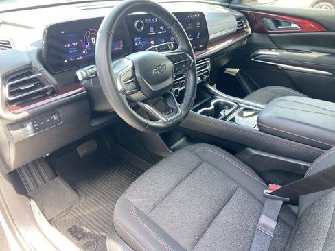 Used 2024 Chevrolet Traverse Z71 w/ LPO, Floor Liner Package AWD/4WD image 6