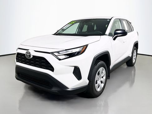 Used 2025 Toyota RAV4 LE image 10