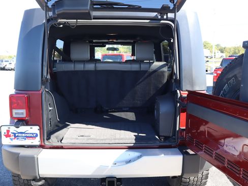 Used 2010 Jeep Wrangler Unlimited Sahara w/ Trailer Tow Group image 4