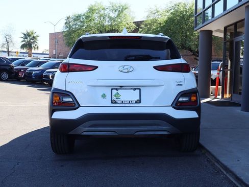 Used 2021 Hyundai Kona Limited image 11