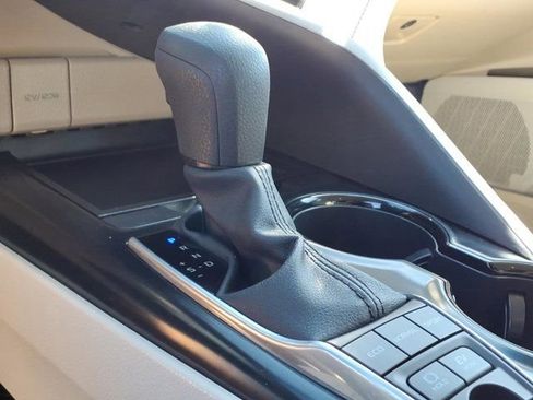 Used 2020 Toyota Camry LE w/ Fleet Convenience Package FWD image 14