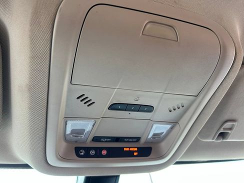 Used 2017 GMC Acadia SLT AWD/4WD image 63