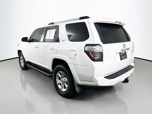 Used 2021 Toyota 4Runner SR5 Premium image 5