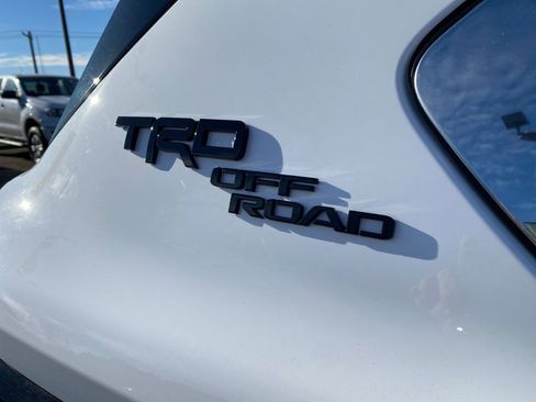 Used 2025 Toyota Sequoia TRD Pro AWD/4WD image 33