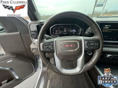 Used 2024 GMC Sierra 2500 SLT w/ SLT Premium Package image 11