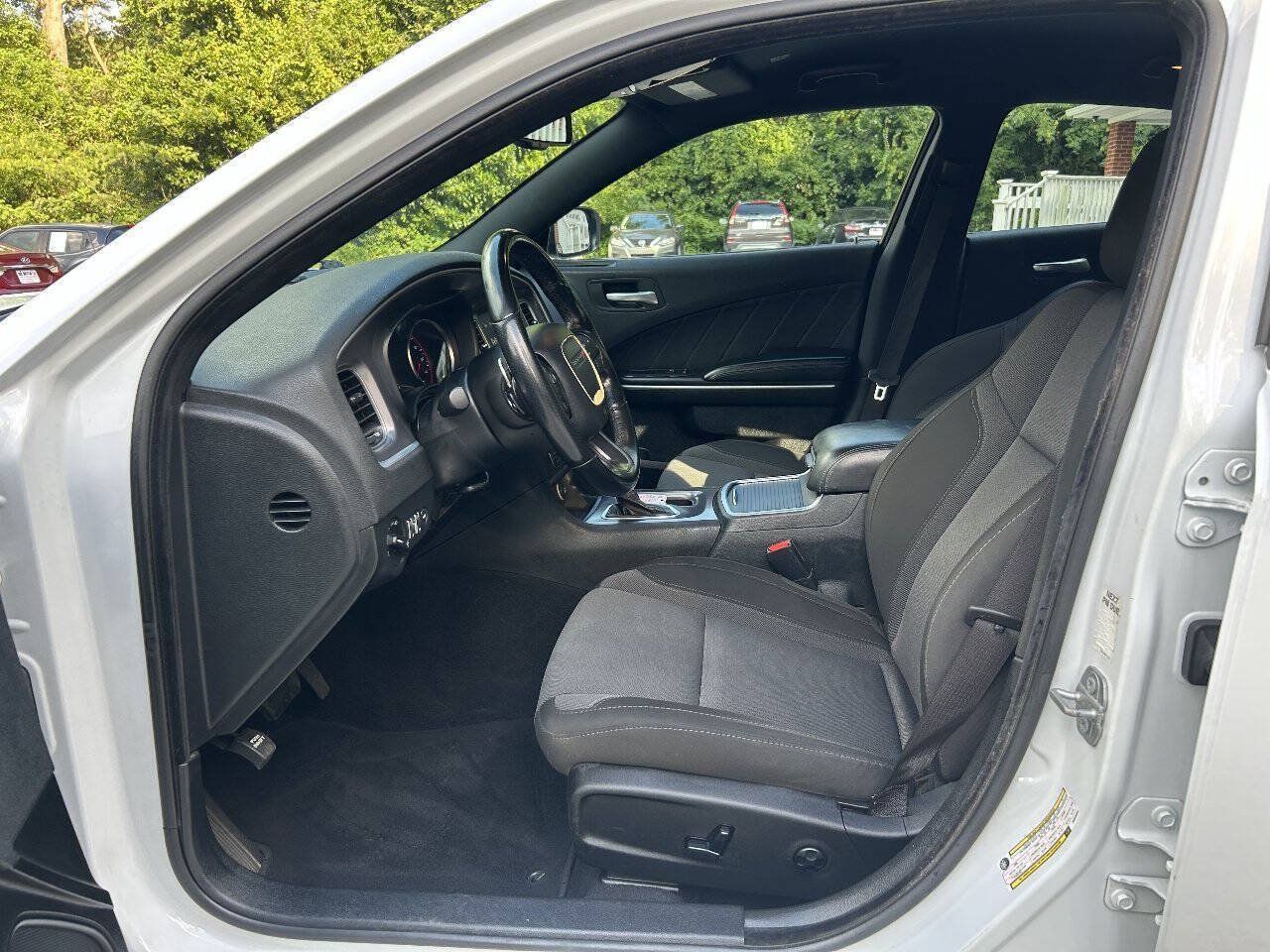 Used 2021 Dodge Charger SXT AWD/4WD image 11