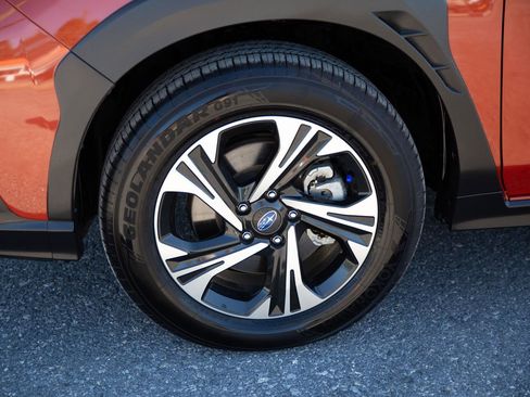 Used 2024 Subaru Crosstrek 2.0i Premium w/ Crosstrek Mirror Package image 9