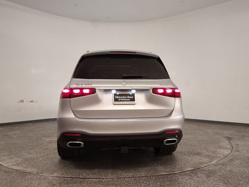 New 2026 Mercedes-Benz GLS 450 4MATIC image 9