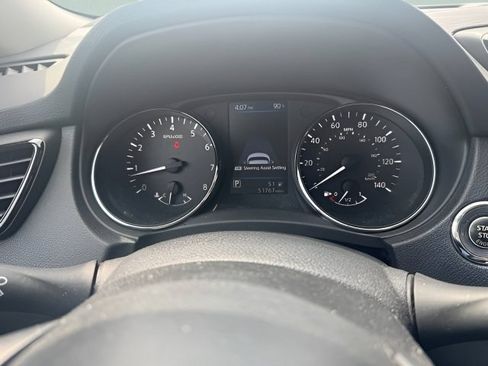 Used 2019 Nissan Rogue SV w/ Premium Package AWD/4WD image 23