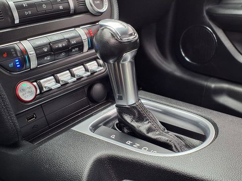 Used 2019 Ford Mustang GT Premium image 8