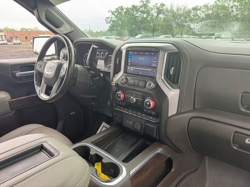 Used 2021 GMC Sierra 1500 SLT AWD/4WD image 21
