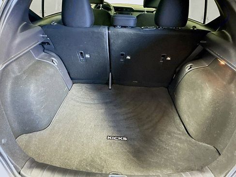 Used 2024 Nissan Kicks SV FWD image 23