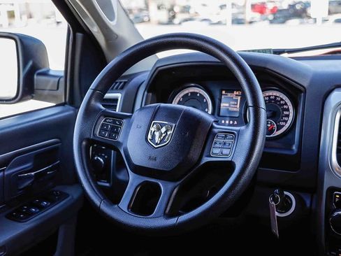 Used 2019 RAM 1500 Classic SLT image 16