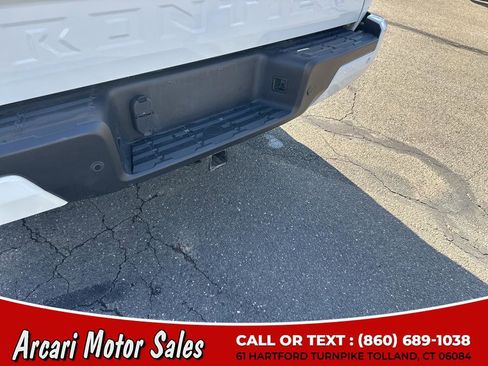 Used 2023 Nissan Frontier PRO-4X w/ Pro Convenience Package image 13