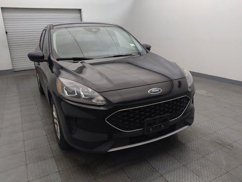 Used 2020 Ford Escape SE FWD image 14