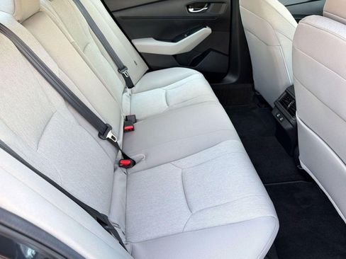 Used 2025 Honda Accord SE image 27