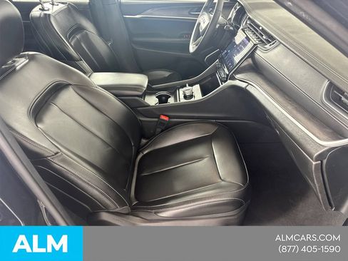 Used 2024 Jeep Grand Cherokee Limited 4xe AWD/4WD image 17