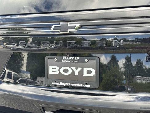 Used 2024 Chevrolet Suburban Z71 AWD/4WD image 30