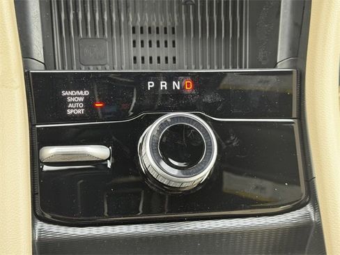 New 2026 Jeep Grand Cherokee Limited w/ Luxury Tech Group II image 50