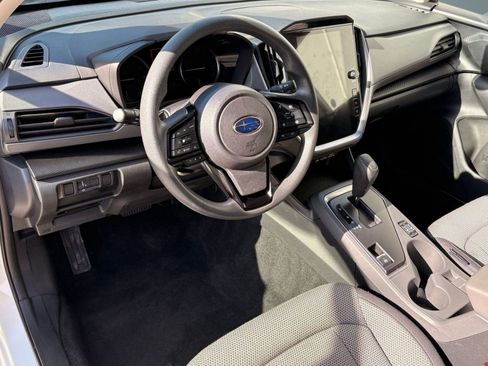 Used 2024 Subaru Crosstrek 2.0i Premium image 4