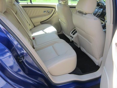 Used 2013 Ford Taurus Limited AWD/4WD image 8