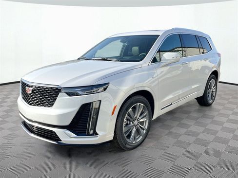 New 2025 Cadillac XT6 Premium Luxury w/ Technology Package image 3