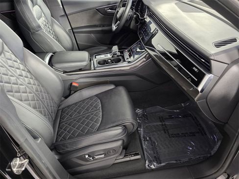 Used 2021 Audi SQ8 Prestige image 29