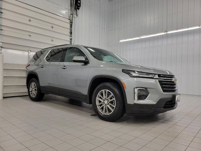 Used 2023 Chevrolet Traverse LT
