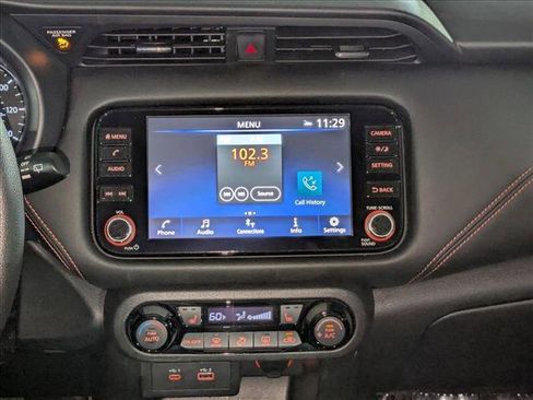 Used 2023 Nissan Kicks SR w/ SR Premium Package FWD image 15